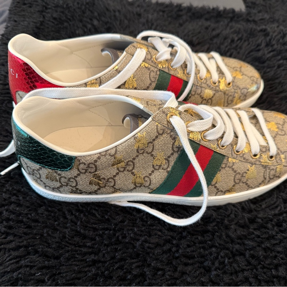 Gucci Womens Ace Sneakers